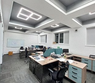 Комерційну нерухомість