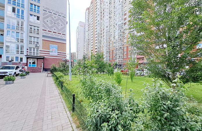 1-кім. квартира, вул Бориса Гмирі , 18, Киев 1-кім. квартира, вул Бориса Гмирі , 18, Киев