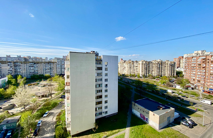 Драгоманова, 22 Драгоманова, 22