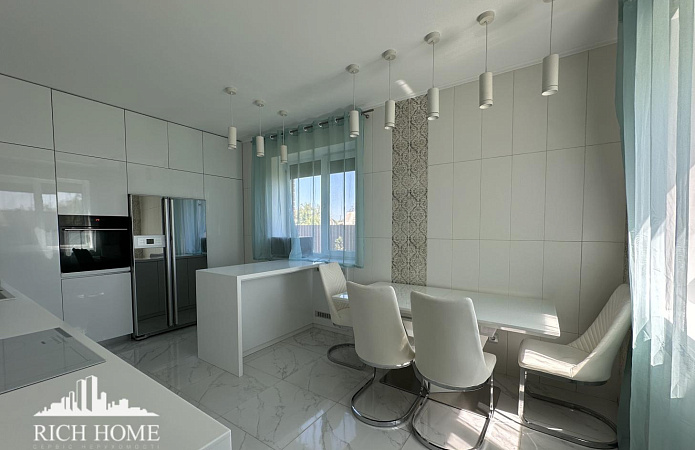 будинок 200 м², Зоряна , с.Підгірці будинок 200 м², Зоряна , с.Підгірці