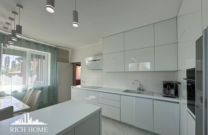 будинок 200 м², Зоряна , с.Підгірці будинок 200 м², Зоряна , с.Підгірці