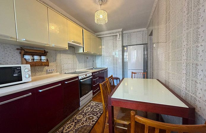 Вул. Антоновича 166, оренда 3к квартири Вул. Антоновича 166, оренда 3к квартири